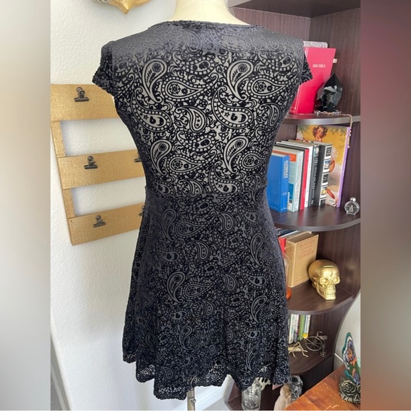 Killstar Dead Head Skater Dress - Picture 4 of 5